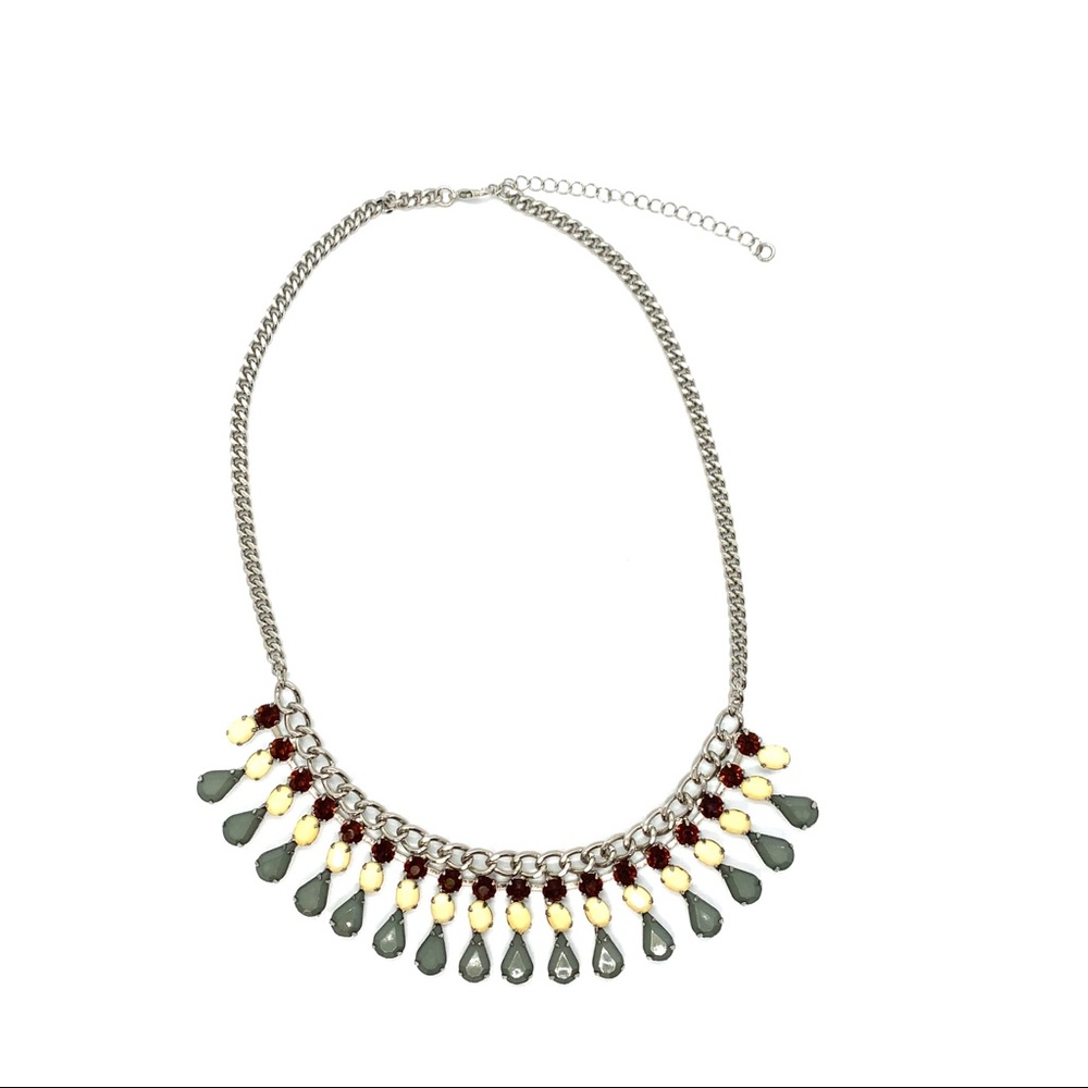 ๐ฅ Silver Statement Jewel Necklace - Picture 4 of 8